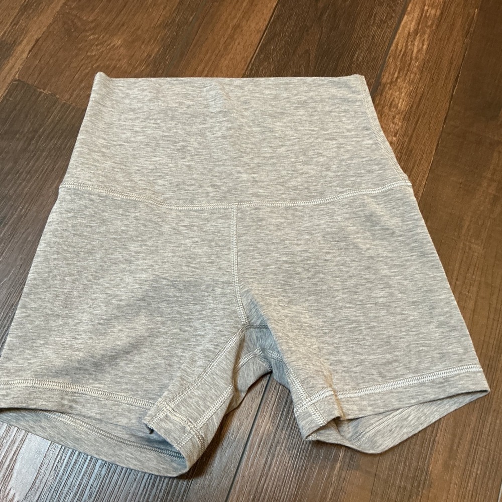 Lululemon Align High-Rise Short Heathered Core Ultra Light Grey 2 Workout Yoga